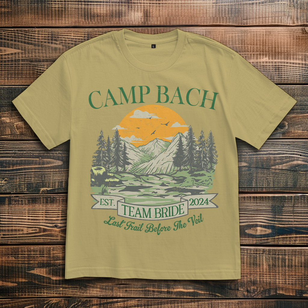 Oversize T-Shirt mit Motiv: Camp Bach