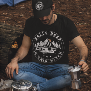 T-Shirt „Balls Deep – Camping Edition“ – für Abenteurer
